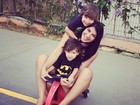 Priscila Pires posa com os filhos: 'Meus dias são deles'