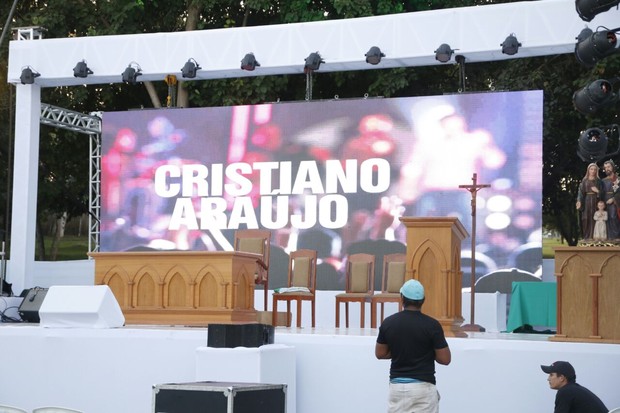 Missa de sétimo dia de Cristiano Araújo (Foto: Evandro José / EGO)