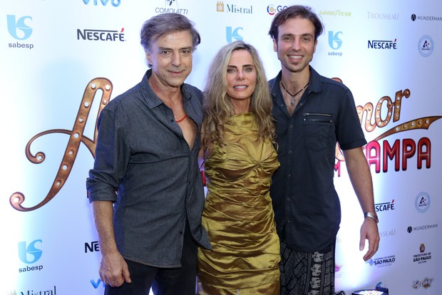 Carlos Alberto Riccelli, Bruna Lombardi e Kim Riccelli (Foto: Roberto Filho/ Brazil News)