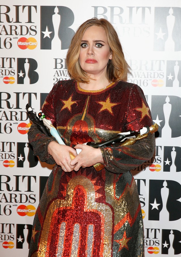 Adele ganhou três estatuetas no BRIT Awards 2016 (Foto: Getty Image)