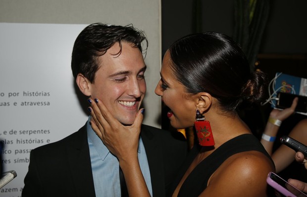 Camila Pitanga e Igor (Foto: Marcos Serra Lima/EGO)