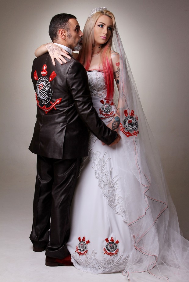 Vestido de noiva do Corinthians (Foto: Vimo)