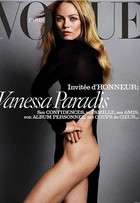 Vanessa Paradis deixa bumbum à mostra em revista de moda