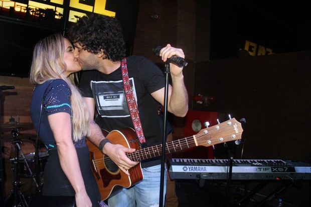Rafael Almeida e Maria Fernanda (Foto: William Oda  / AgNews)
