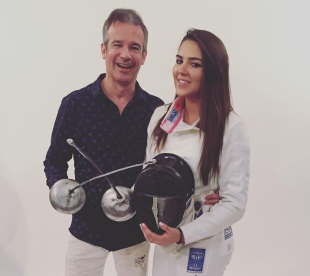 Amanda Simeão com André Sanseverino, diretor da Playboy (Foto: Reprodução/Instagram)