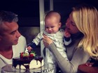 Ana Hickmann comemora os 5 meses do filho com bolo
