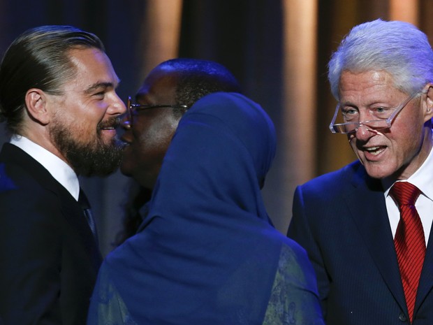 Leonardo DiCaprio e Bill Clinton em evento em Nova York, nos Estados Unidos (Foto: Shannon Stapleton/ Reuters)