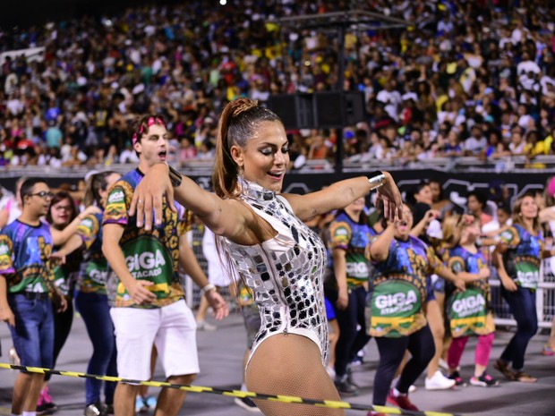 Mari Gonzalez no sambódromo do Anhembi, em São Paulo (Foto: Leo Franco/ Ag. News)