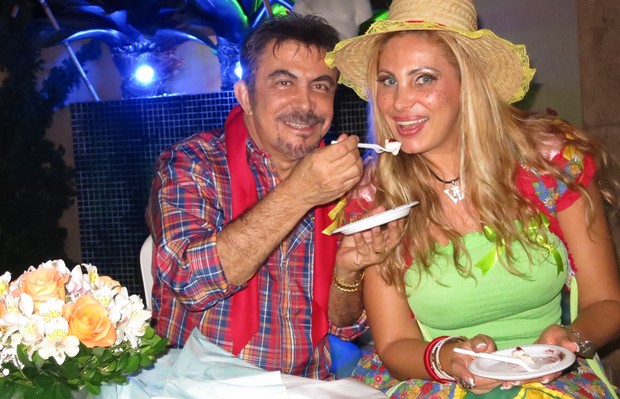 Ângela Bismarchi e o marido, Wagner Moraes (Foto: Divulgação)