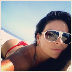 Solange Gomes de biquíni (Foto: Instagram)