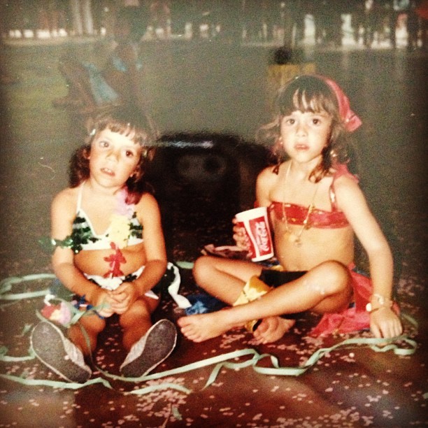 Fernanda Pontes posta foto da infância fantasiada (Foto: Instagram / Reprodução)