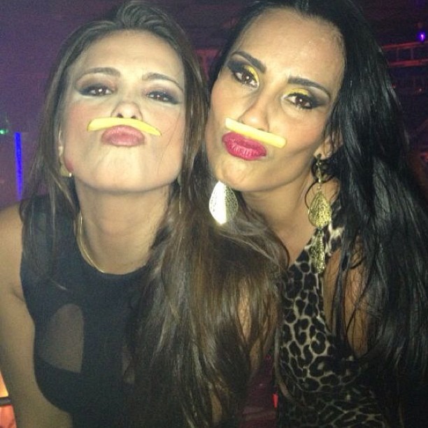 Kamilla e Kelly Medeiros (Foto: Reprodução/Instagram)