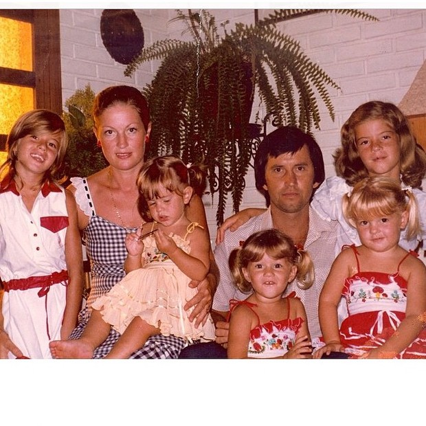 Gisele Bündchen e família (Foto: Reprodução/Instagram)