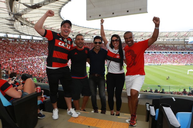Famosos no jogo do Flamengo contra o Corinthians (Foto: Dilson Silva/Agnews)