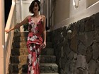 Fernanda Vasconcellos usa vestido decotado e ganha elogios