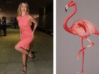 Com a elegância de um flamingo, Mariana Ximenes posa na SPFW