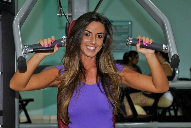 Nicole Bahls participa de sessão de fotos em academia (Foto: Divulgação /  Liw Nunes)