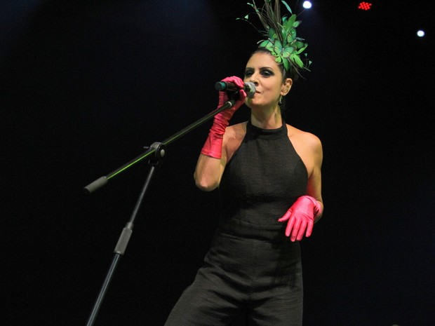 Fernanda Abreu em show na Zona Sul do Rio (Foto: Anderson Borde/ Ag. News)