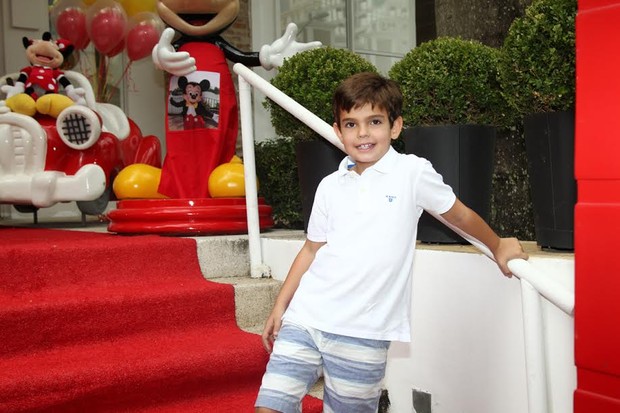 Rodrigo, filho de Fausto Silva, na festa de Alexandre Jr (Foto: Manuela Scarpa e e Amauri Nehn/Photo Rio News)
