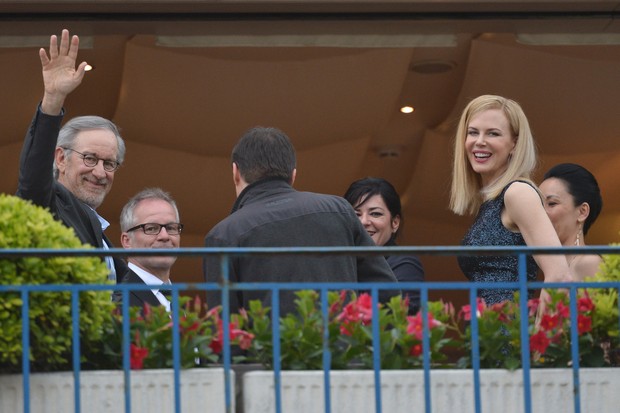 Steven Spielberg e Nicole Kidman em Cannes (Foto: AFP)
