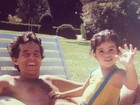 Carol Castro parabeniza o pai e posta foto ao lado dele na infância