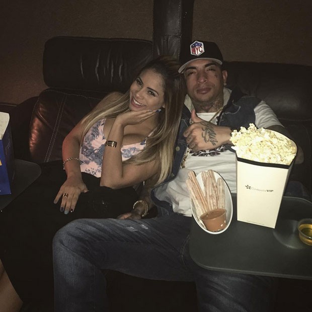 Lexa e o namorado, MC Guimê, em cinema em São Paulo (Foto: Instagram/ Reprodução)