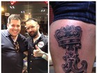 Leandro Hassum faz tatuagem após cirurgia e diz que perdeu 15 quilos
