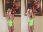 Britney Spears faz selfie de maiô superdecotado