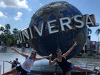 Juliana Paes curte folga e visita Universal Orlando