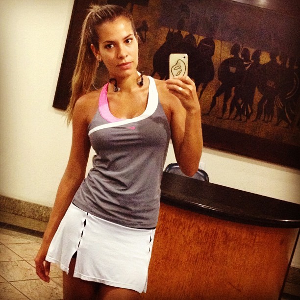 Ex-BBB Adriana após corrida (Foto: Instagram/ Reprodução)