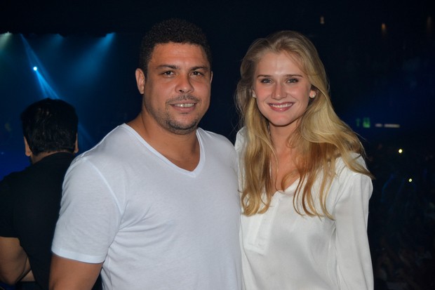 Ronaldo e Celina (Foto: Eduardo Martins e Marcelo Jesus / CDC Shows e Eventos)
