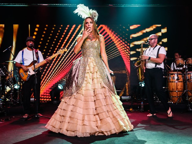 Ivete Sangalo canta em baile de gala em São Paulo (Foto: Manuela Scarpa/ Foto Rio News)