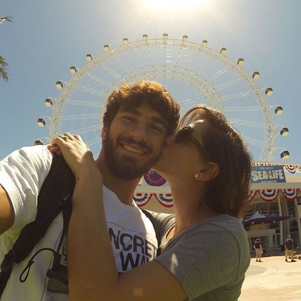 Deborah Secco e o namorado, Hugo Moura, em Orlando, nos Estados Unidos (Foto: Instagram/ Reprodução)