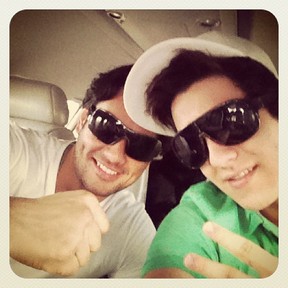 Luan Santana e o personal trainer, Augusto Oguido (Foto: Instagram / Reprodução)