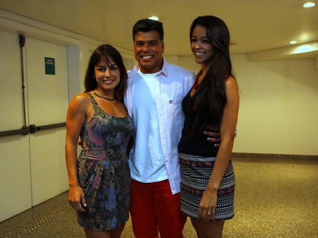 Mauricio Mattar com a filha Rayra Gracie e a namorada Bianca Assumpção (Foto: Divulgação)