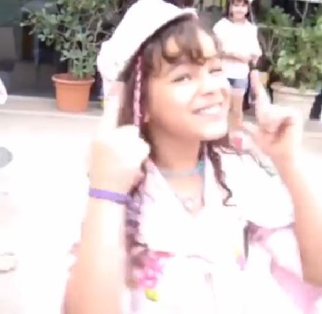 Bruna Marquezine em vídeo de 2004 postado por Xuxa em rede social (Foto: Facebook/Reprodução)