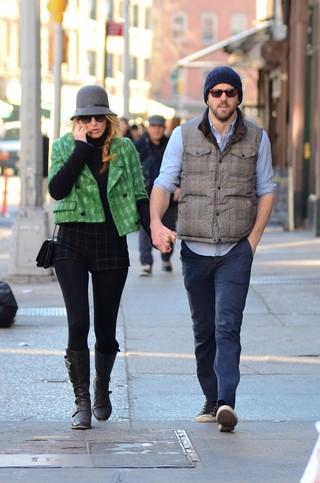 Blake Lively e o marido, o ator Ryan Reynolds, em Nova York, nos Estados Unidos (Foto: Grosby Group/ Agência)