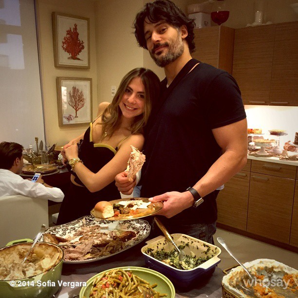 Claudia Vergara, sobrinha de Sofia Vergara, e Joe Manganiello, namorado da atriz, no Dia de Ação de Graças (Foto: Instagram/ Reprodução)