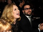 Adele confirma em show que se casou com Simon Konecki