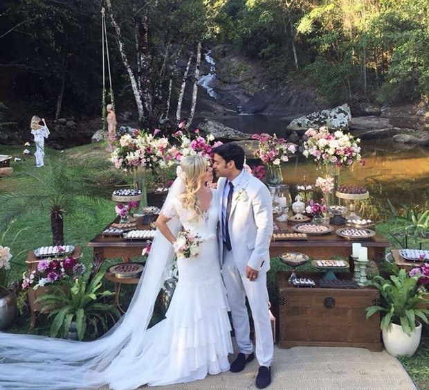 Casamento Allyson Castro e Paola Trindade (Foto: Reprodução/Instagram)