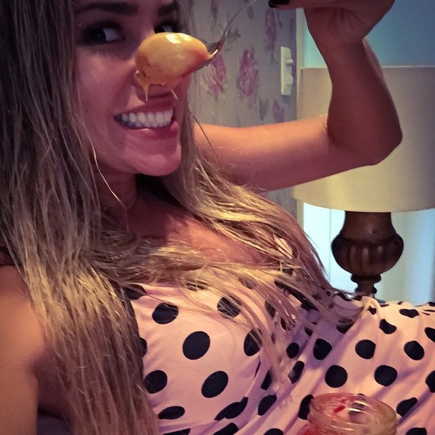 Ex-BBB Adriana sai da dieta (Foto: Instagram)