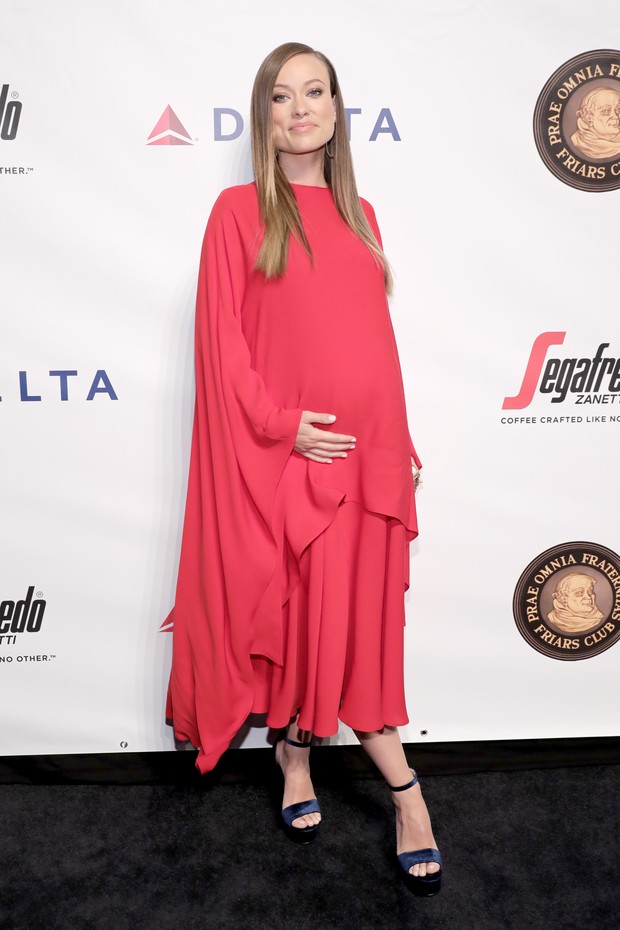 Olivia Wilde, grávida, em premiação em Nova York, nos Estados Unidos (Foto: Neilson Barnard/ Getty Images/ AFP)