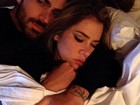 Adriana Sant'Anna dorme agarradinha com Rodrigão