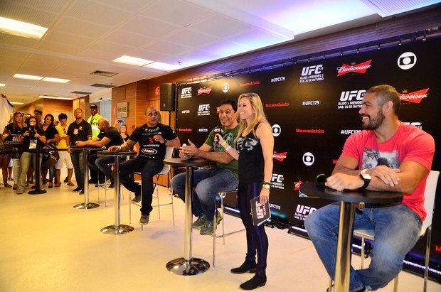 Lutadores do UFC (Foto: Henrique Oliveira)