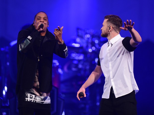 Jay-Z canta com Justin Timberlake em Nova York, nos Estados Unidos (Foto: Stephen Lovekin/ Getty Images/ AFP)