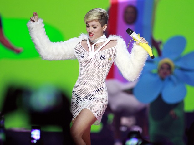 Miley Cyrus em evento em Las Vegas (Foto: Reuters)