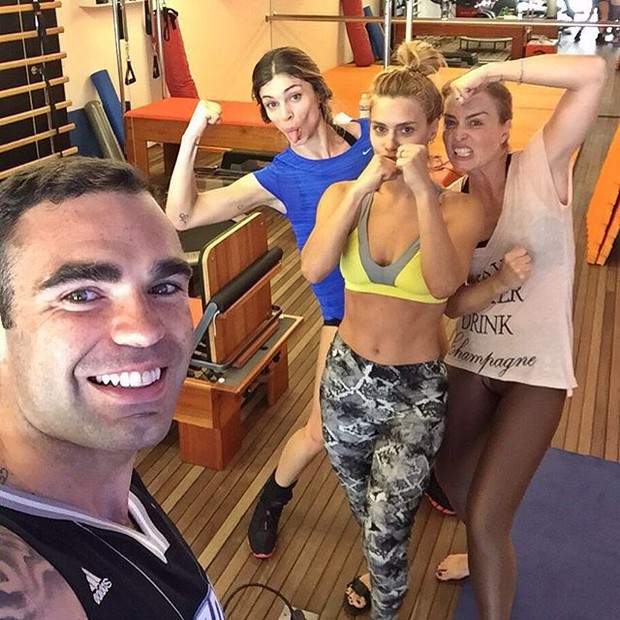 Chico Salgado com Grazi Massafera, Carolina Dieckmann e Angélica (Foto: Reprodução/Instagram)