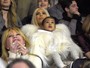 Kanye West reúne famosos em desfile em Nova York, nos Estados Unidos