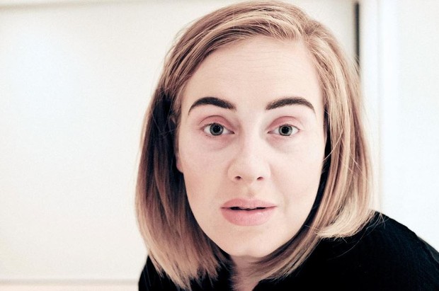 Adele aparece sem maquiagem (Foto: Reprodução/Instagram)