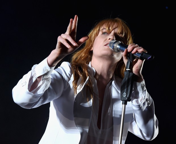  Florence Welch, do Florence and the Machine, se apresenta no Coachella em Indio, na Califórnia, nos Estados Unidos (Foto: Kevin Winter/ Getty Images/ AFP)
